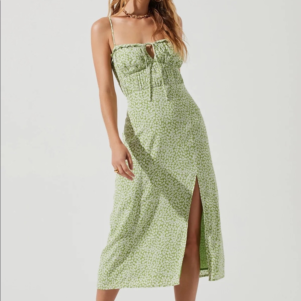 ASTR The Label Avalee Cutout Midi Dress